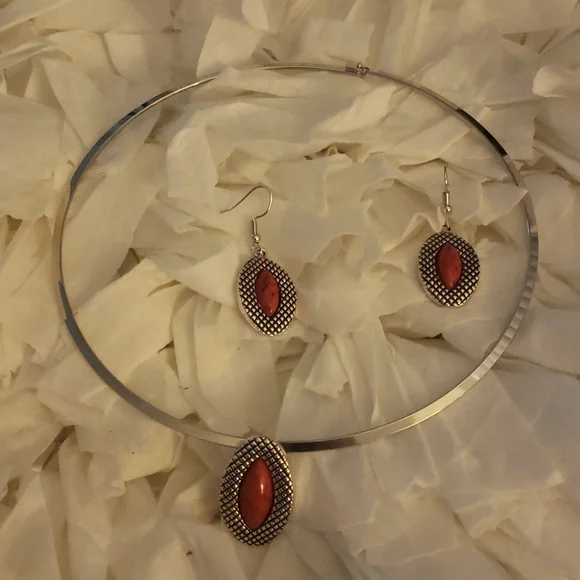 Choker and Earrings Set - Picture 1 of 3